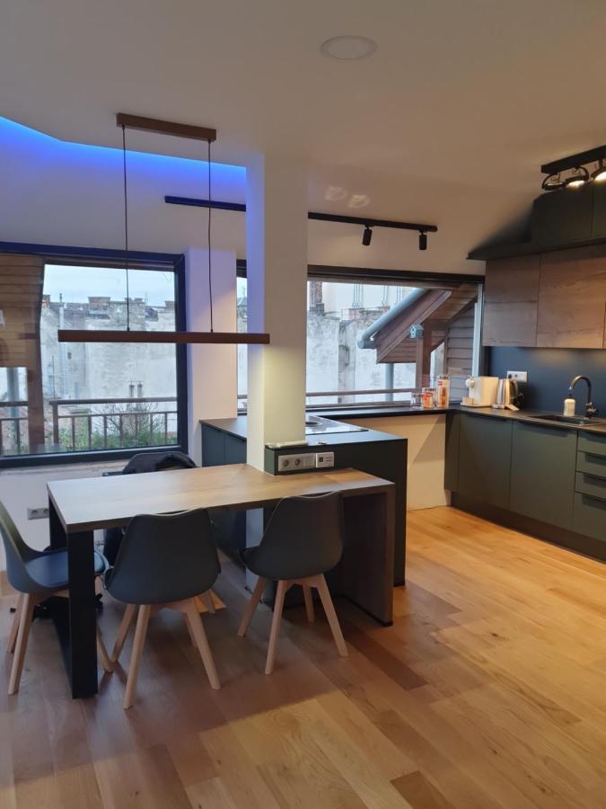 Modern Top Floor Loft With Balcony Budapest Ngoại thất bức ảnh