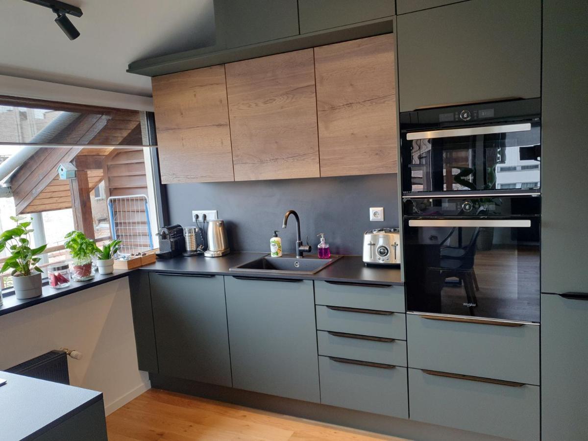 Modern Top Floor Loft With Balcony Budapest Ngoại thất bức ảnh