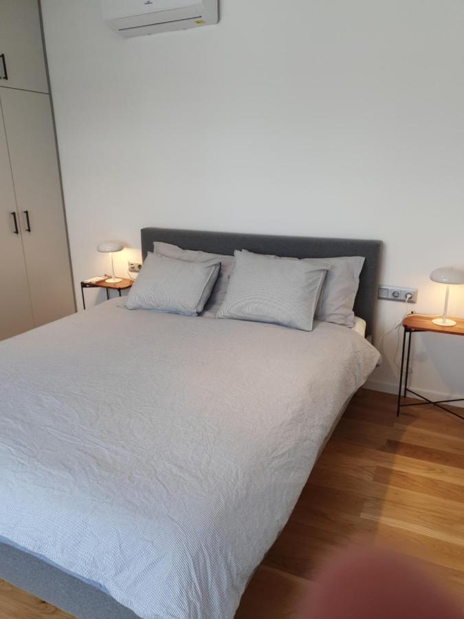 Modern Top Floor Loft With Balcony Budapest Ngoại thất bức ảnh