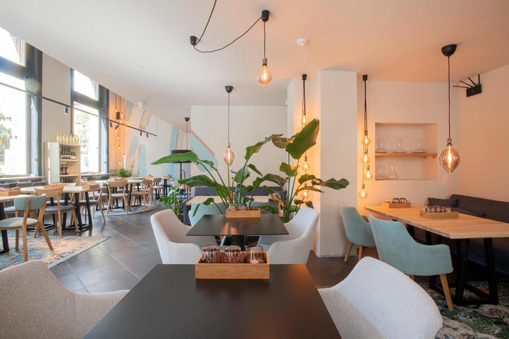 Modern Top Floor Loft With Balcony Budapest Ngoại thất bức ảnh